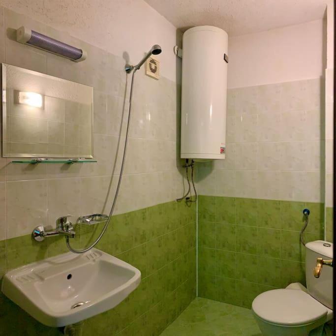 Hotel Sun House Tryavna Exterior foto